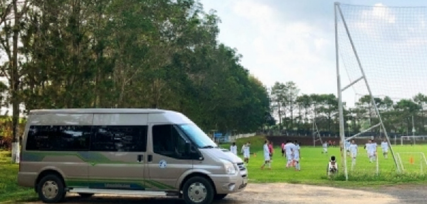 xe du lịch 7 chỗ Măng Đen xe du lịch 7 chỗ Măng Đen